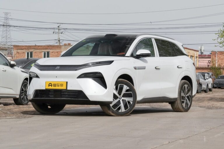 BYD Tang L EV